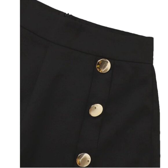 New Floral Top and Short Set Size Small - Picture 5 of 14